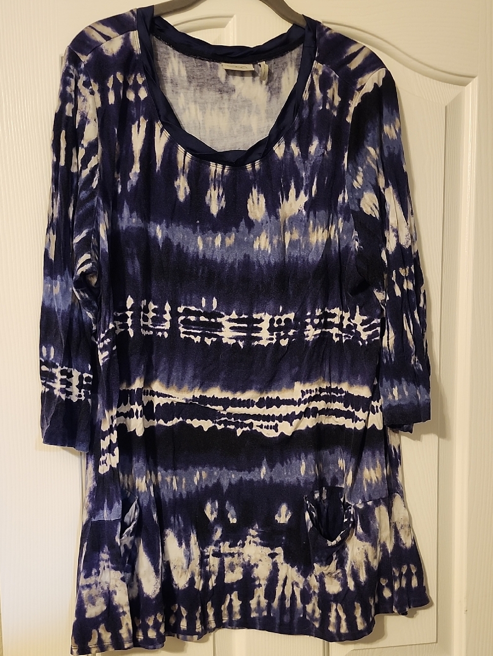 LOGO Tie-Dye Navy and White Women’s Tunic Top